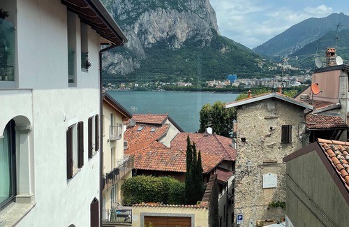 Malgrate Apartment | Open-plan loft overlooking Lake Como with private parking space