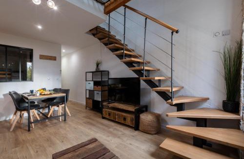 Salon-de-Provence Apartment | OPEN SKY Industry Hyper Centre Fontaine Moussue