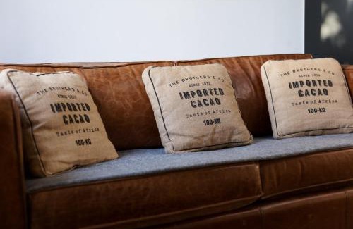 Salon-de-Provence Apartment | OPEN SKY Industry Hyper Centre Fontaine Moussue