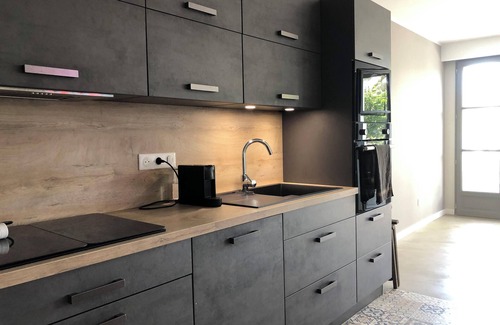 Barcaggio Villa | Open the gate, the sea is right there! Direct access to the sea.