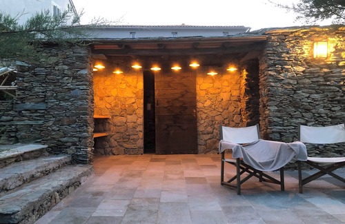 Barcaggio Villa | Open the gate, the sea is right there! Direct access to the sea.