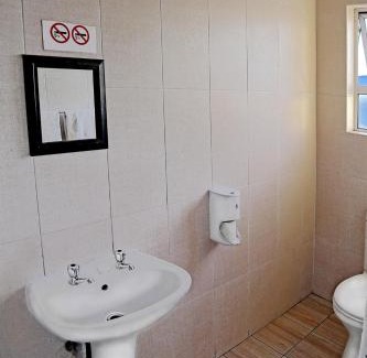 Greater Johannesburg Metropolitan Area Hotel | Ophirton Hotel