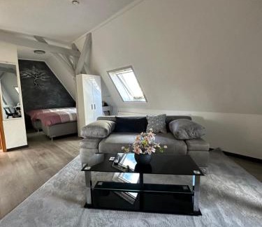 Ortslage Trotha Apartment | Oppiner Straße 14 Trotha4