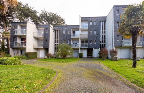 Saint-Cast-le-Guildo Apartment | Optimist - vue mer - One Bedroom Apartment, Sleeps 4