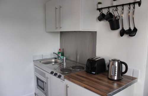 Southampton City Centre Apartment | Opulent Studio Flat in City Centre w/FREE WIFI
