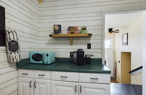 Pine Forest House | Opuluxe Enjoy Fayetteville's 4 BR Hidden Gem!