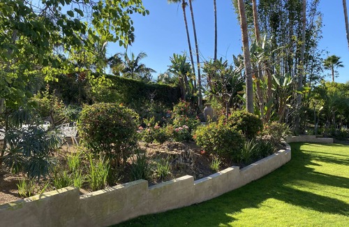 Covenant Cottage | Orange Blossom Guesthouse - in the heart of Rancho Santa Fe, CA.