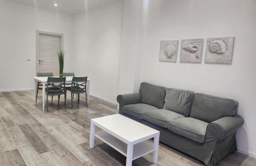 Pivarada House | Orange boutique rooms