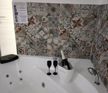 Pivarada House | Orange boutique rooms