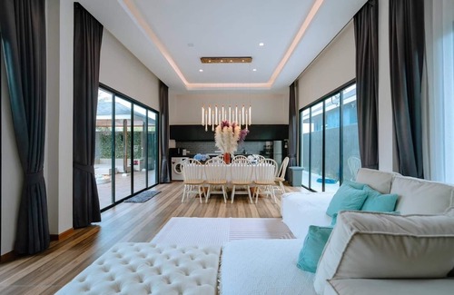 Kao Yai Villa | Orange Private Pool Villa, Near Cham Am Beach