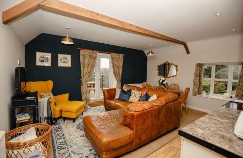 West Compton House | Orchard Cottage - Rudge Farm Cottages