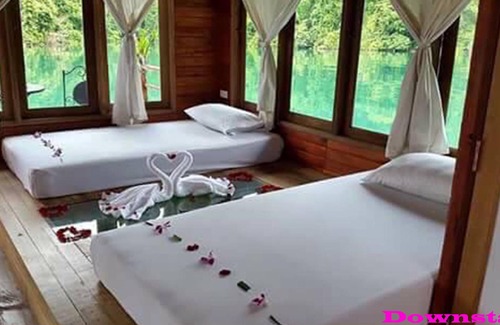 Ban Ta Khun Hotel | Orchid Lake House
