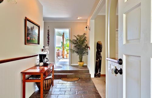 Hilo Bed & Breakfast | Orchid Tree B&B