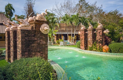 Klong Son Villa | Orchid Villa with hot tube