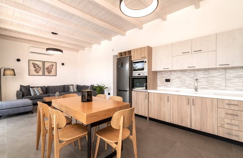 Neromilos Villa | Oresteia Exclusive Villa, a Sublime Retreat