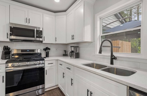Marietta House | Oriole Oasis |PuttPutt|Theater|Game Room+More