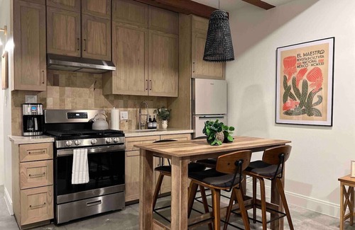 Port Isabel House | Orion C | Cozy 1BR Retreat w/Pool & Grill