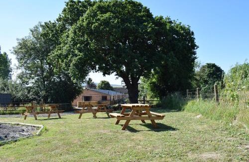 Ningwood House | Orion - Ukc3210