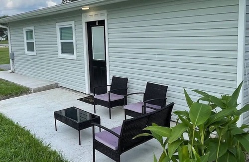 Zellwood House | Orlando area apartment