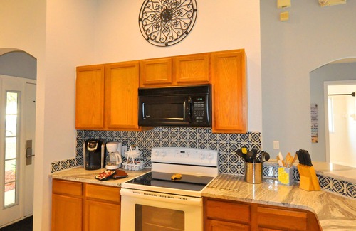 Thousand Oaks Villa | Orlando BeachHouse ❤️ Expanded pool deck & HotTub Recent renos, close to Disney!