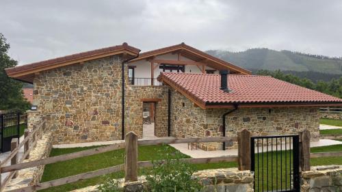 Muxika House | ORUE BASERRIA by Urdaibai Experience