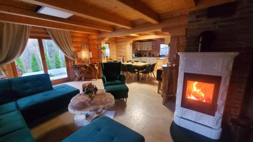 Milowka House | Osada Kuboski Dom z Bali Leśny Zakątek