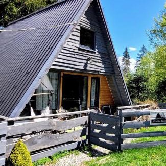 Szczyrk Cabin | Osada pod Beskidem- chatki całoroczne