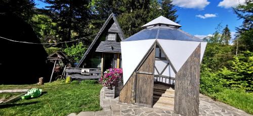 Szczyrk Cabin | Osada pod Beskidem- chatki całoroczne
