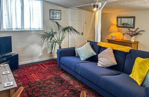 Shrawley House | Osokozy Cottage