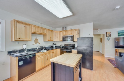 Gateway House | Osprey Nest: Explore Alaska From Woodsy Palmer Gem