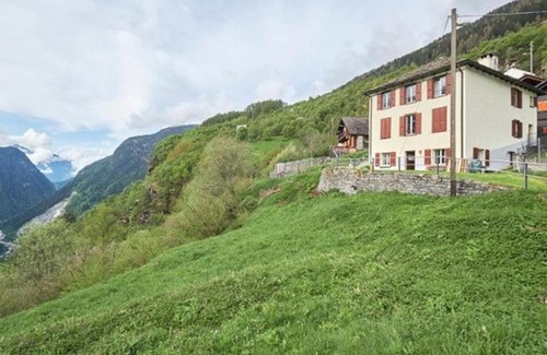 Calanca Bed & Breakfast | Ostello Landarenca