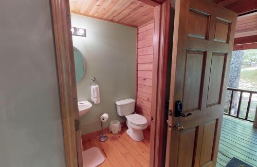Tazewell House | Other Side of the Mountain
