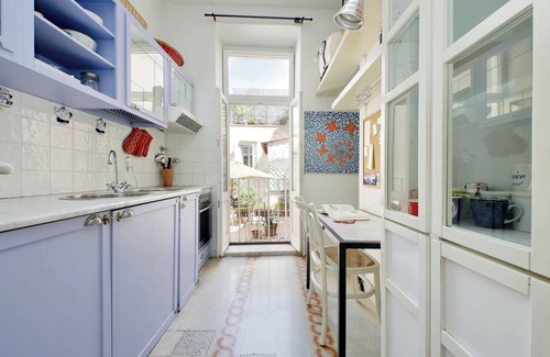 Rione XI Sant'Angelo Apartment | Ottavia Terrace - One Bedroom Apartment, Sleeps 4