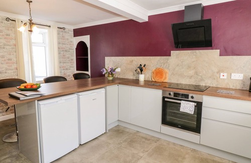 Stranraer Cottage | OTTERS HOLT, pet friendly, character holiday cottage in Stranraer