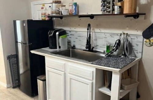 Mena Apartment | Ouachita Fall Studio Stay- Sleeps 4