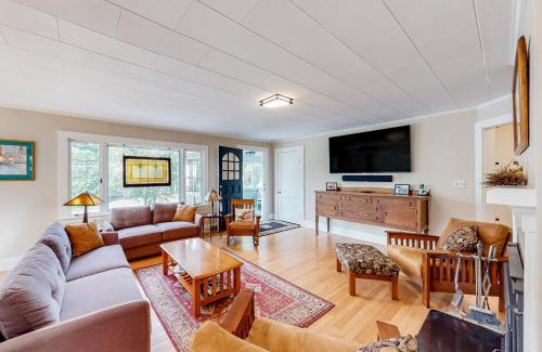 Bethel House | Our Home on a Hill