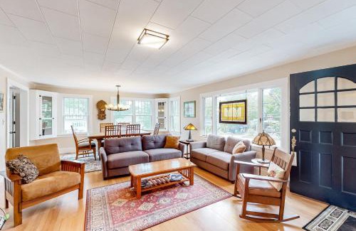 Bethel House | Our Home on a Hill