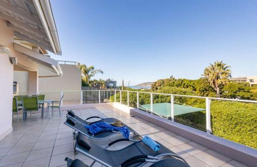 Robberg Beach Villa | Our Seaside Villa - Walk to R 5 Beach