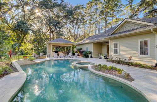 Heritage Woods House | Outdoor Cabana - Firepit - Private Pool & Spa - Pet Friendly - 72 Baynard Cove Road