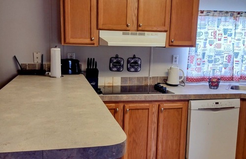 Blountstown House | Outdoorsman's Paradise with wide open spaces and pet friendly! n