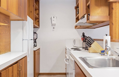 Moose Wilson Road Condo | Outpost: Larkspur 1222 - Perfect Aspens Location!