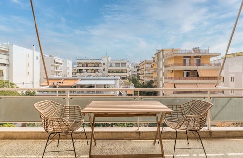 Papagou-Holargos Apartment | Outstanding 2BR Apartment in Cholargos