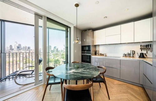 Elephant and Castle House | Outstanding views across London