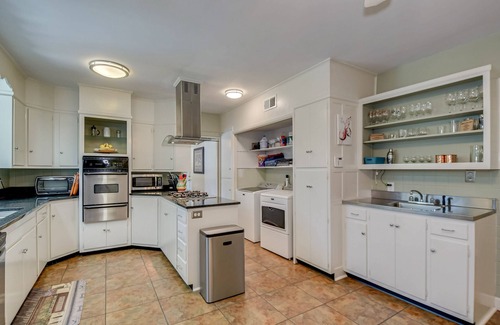 Summerville House | Overton Orchard Spacious Home - 2 mi from Masters Gates - Available 2024!