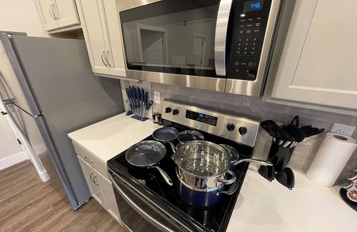 Midtown Apartment | Overton Square Unit w/Gated Parking/10min to Beale St