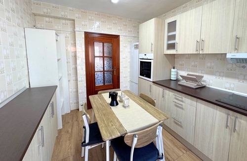 Las Campas y San Claudio Apartment | Oviedo from the heart of the city VUT-6684-AS