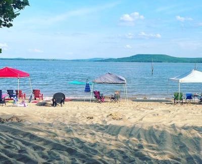 Hoyt House | Owl Hoot Lake Retreat- Dock, beach & wooded haven!