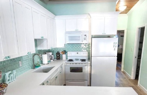 George Town Villa | Owners Featured on HGTV's "Bahamas Life!" - Beautiful Oceanfront Villa