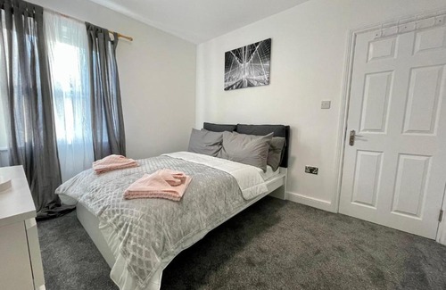 Southampton City Centre Hotel | Oxford Street Stays