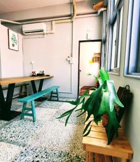 Tainan City Centre House | OYAJI Guesthouse 歐野基民家宿泊